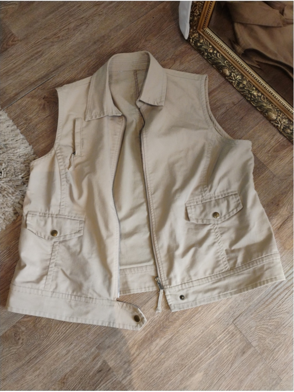 Women's GAP Utility Vest Beige